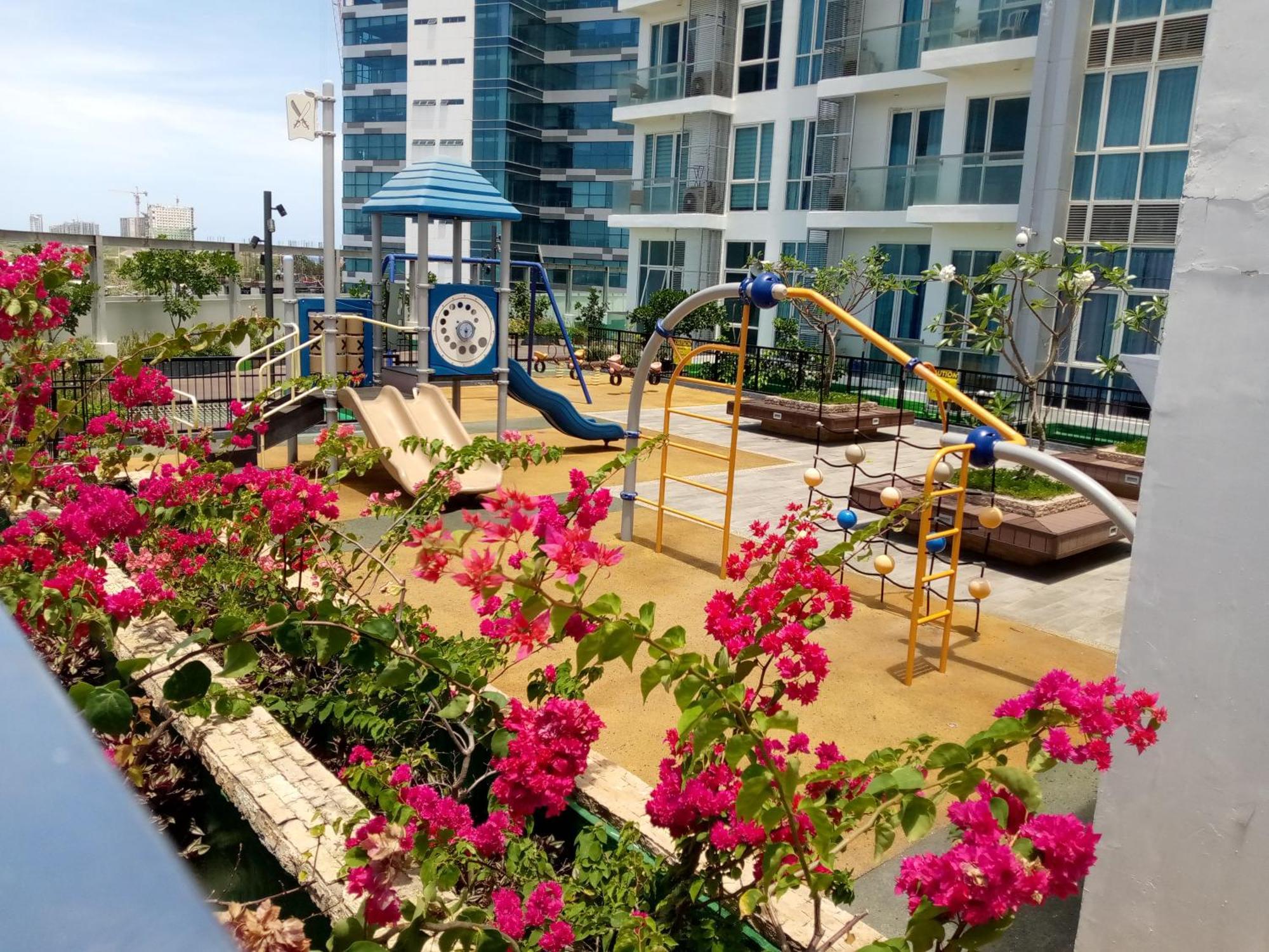Mactan Newtown 8 Boulevard Deluxe Punta Engaño Esterno foto