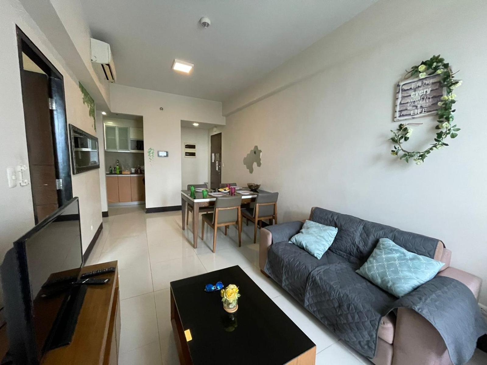 Mactan Newtown 8 Boulevard Deluxe Punta Engaño Esterno foto