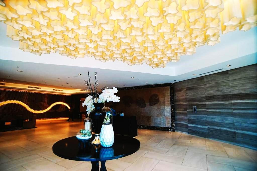Mactan Newtown 8 Boulevard Deluxe Punta Engaño Esterno foto